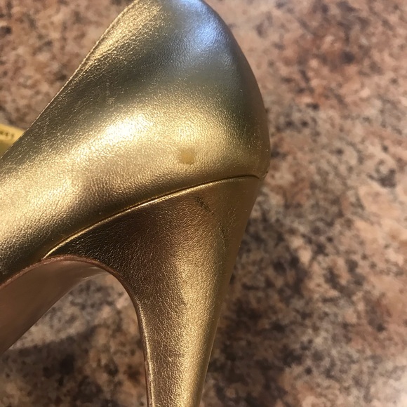 Brunomagli Gold Leather Heels - Picture 4 of 6
